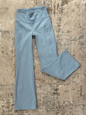 Athleta Rainier bootcut pant in size XS